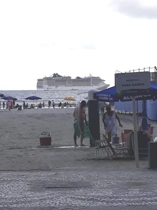Na Avenida Atlantica * Balneario Camboriu