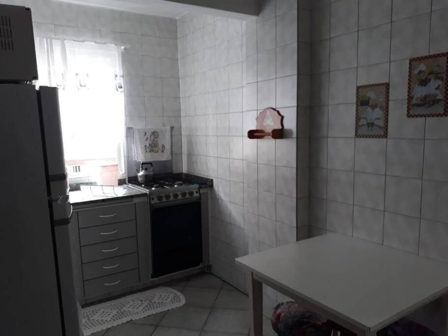 Na Avenida Atlantica Apartamento *