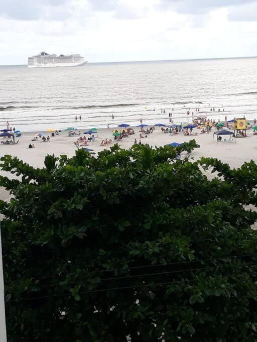 Na Avenida Atlantica * Balneario Camboriu