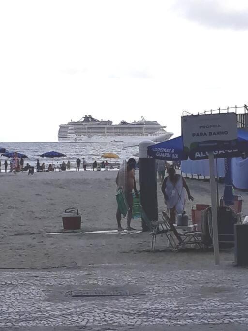 Na Avenida Atlantica Apartamento