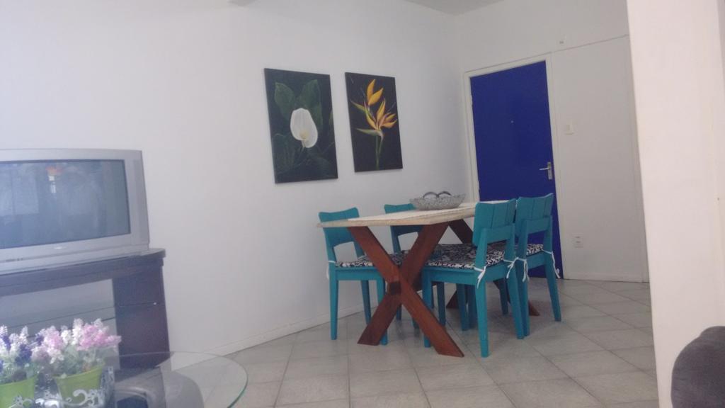 Na Avenida Atlantica Apartamento *